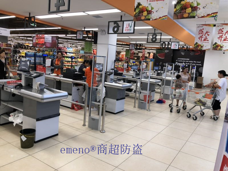 開了小超市，老是少東西，選擇什么方式防盜比較有效？